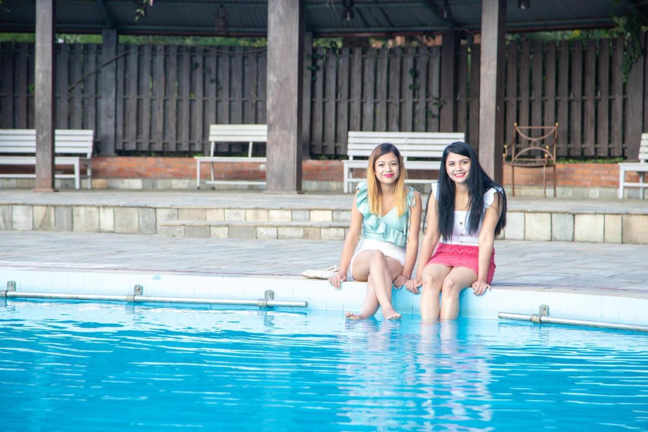 Godavari Village Resort Lalitpur Esterno foto